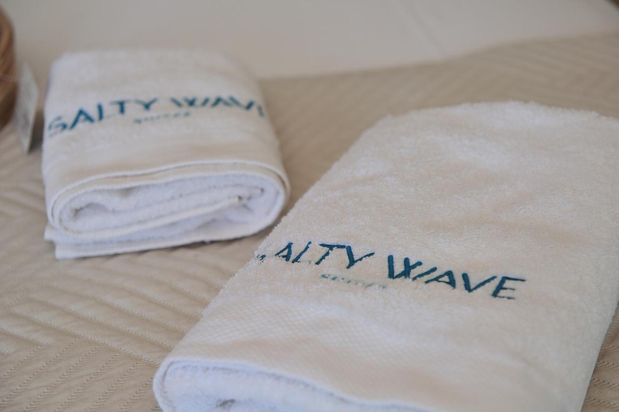 Salty Wave Suites İskados Dış mekan fotoğraf